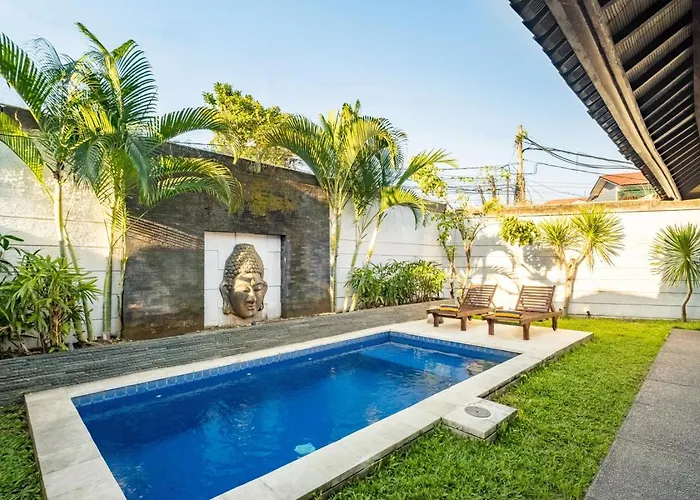 Villa Family With Private Pool And Enclosed Livingroom In *